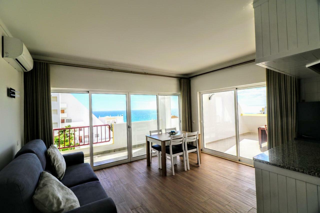 Апартаменти By The Sea - Sea View Torres Портіман Екстер'єр фото